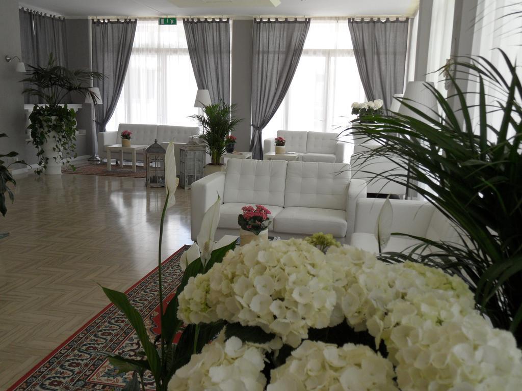 Hotel Monaco - Parcheggio Incluso Min 2 Gg Milano Marittima Eksteriør billede