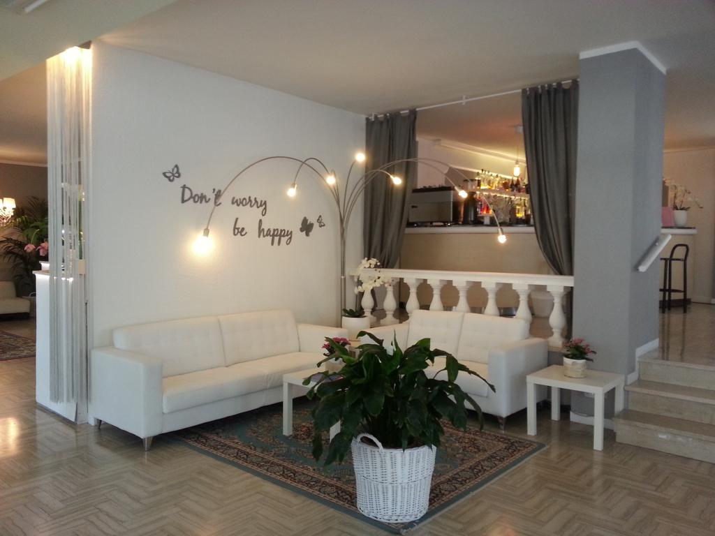 Hotel Monaco - Parcheggio Incluso Min 2 Gg Milano Marittima Eksteriør billede