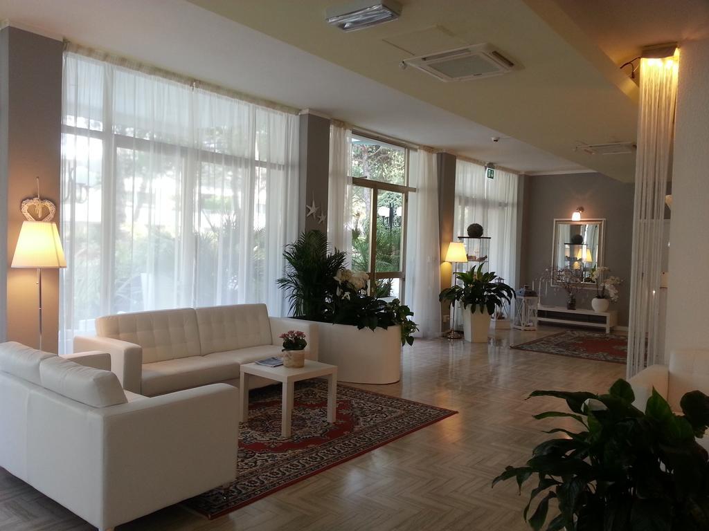 Hotel Monaco - Parcheggio Incluso Min 2 Gg Milano Marittima Eksteriør billede